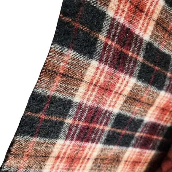 Lambswool Plaid Tartan Scarf Unisex Cozy Heritage Wool Winter Gift - Picture 4 of 8